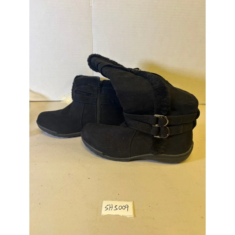 Shoe Dept Buffy Black Faux Suede Fur Trim Mid Calf Buckle Boots Womens 8.5M
